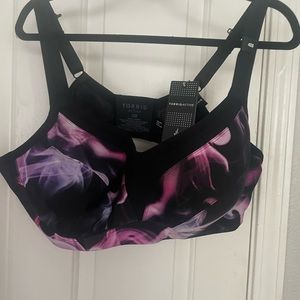 NWT sports bra